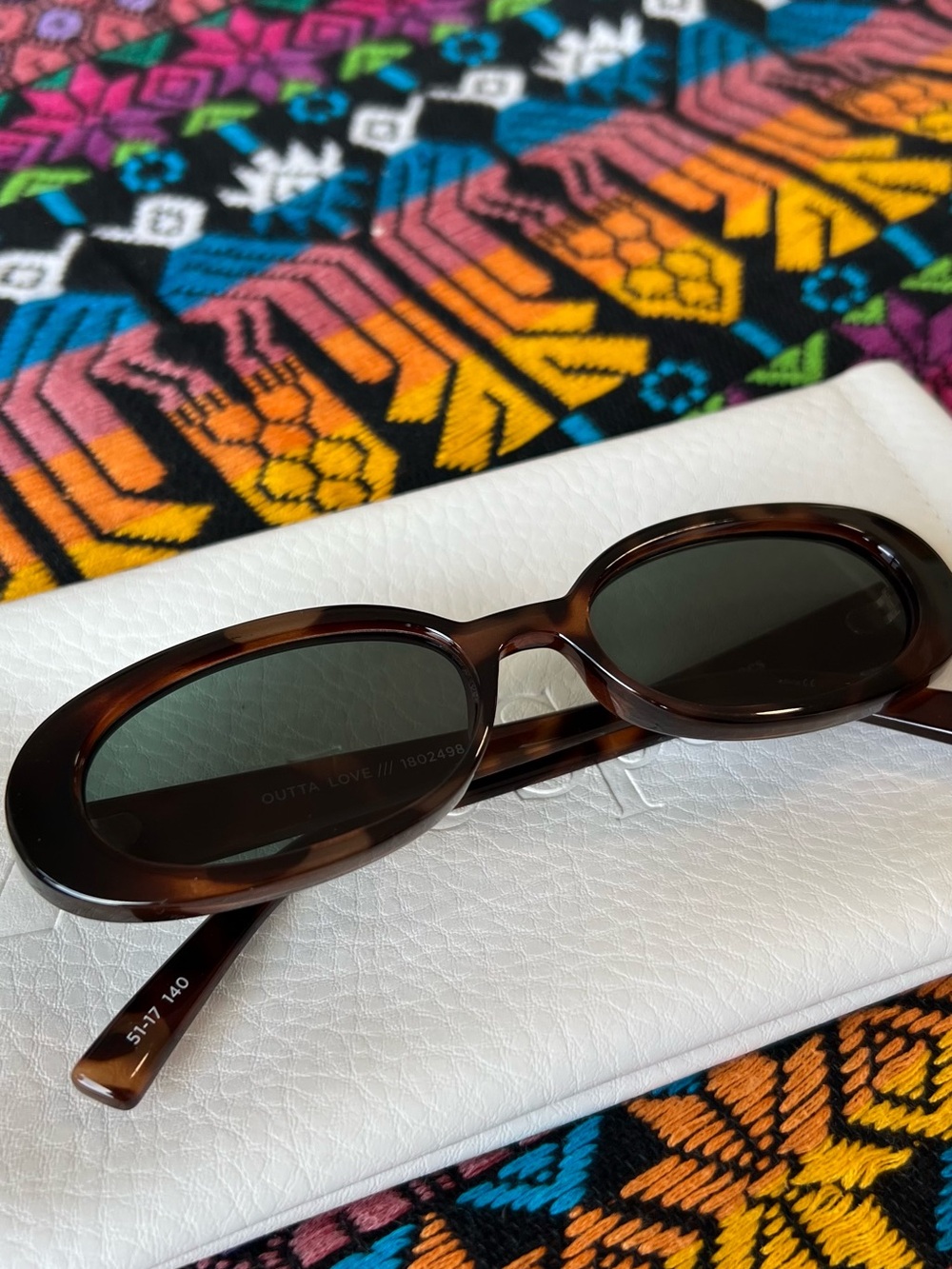 Le Specs Outta Love Tortoiseshell Oval Sunglasses Brown - Picture 4 of 13